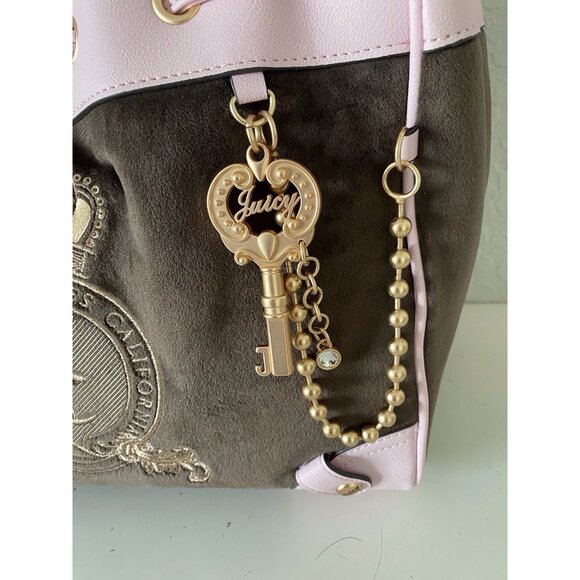 Juicy Couture Classic Juicy Lover Daydreamer Tote Bag Chocolate Pink Velour NEW - Picture 3 of 16